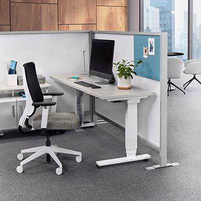 Toggle Height-Adjustable Tables